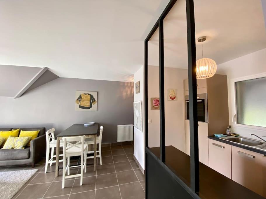 Superbe Appartement Terrasse, Proche De La Plage Bénodet Eksteriør bilde