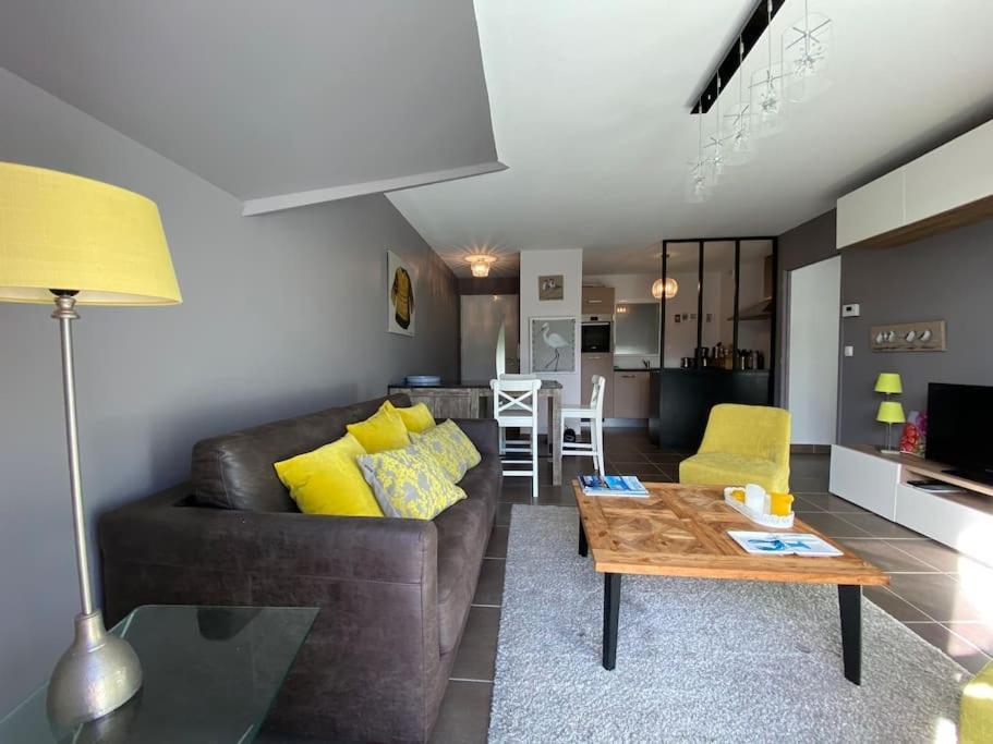Superbe Appartement Terrasse, Proche De La Plage Bénodet Eksteriør bilde